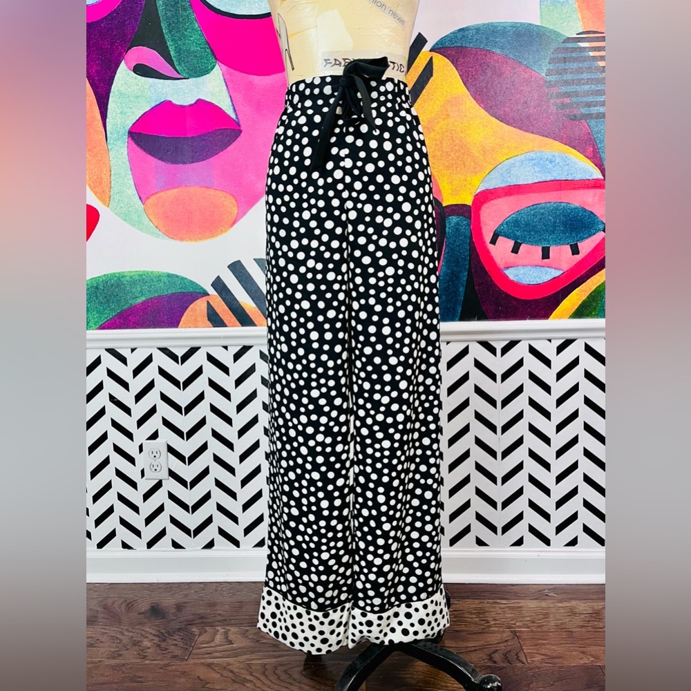 LAST CHANCE 🌈 Simply Vera by Vera Wang Polka Dot Stretch Tie Pants